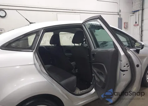 2015 Ford Fiesta S из США, поврежденный, VIN 3FADP4AJXFM124042